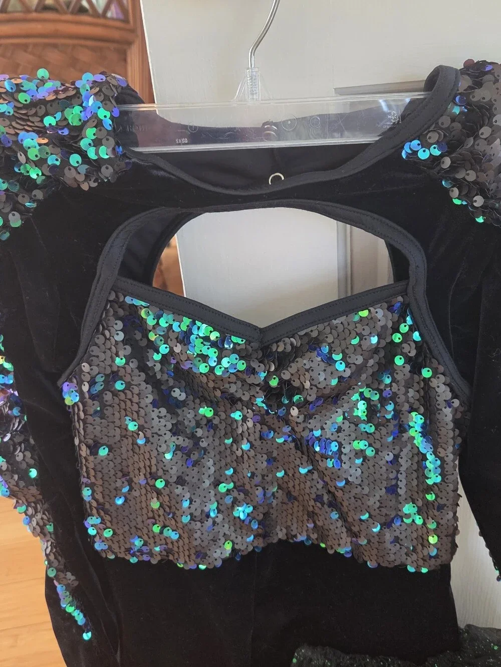 Weissman 8465 A WORLD ALONE Green Sequin Side Bustle Dance Costume Size LC 14